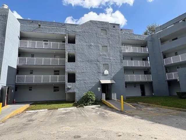 9359 Fontainebleau Boulevard #F401, Miami, FL 33172 - #1