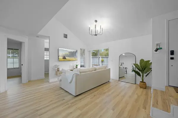 2157 Champions Way #2157, North Lauderdale, FL 33068