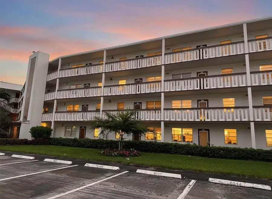 3041 Hythe C #3041, Boca Raton, FL 33434 - #3