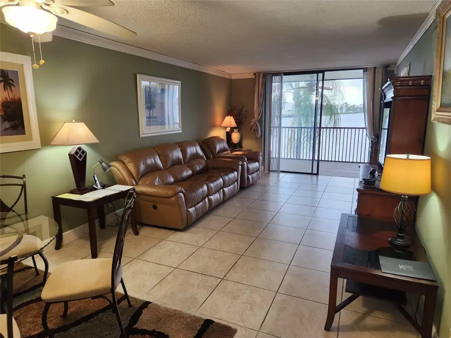 112 Lake Emerald Drive #208, Oakland Park, FL 33309 - #3