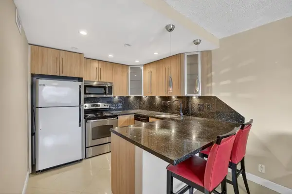 2900 NE 30th Street #A4, Fort Lauderdale, FL 33306