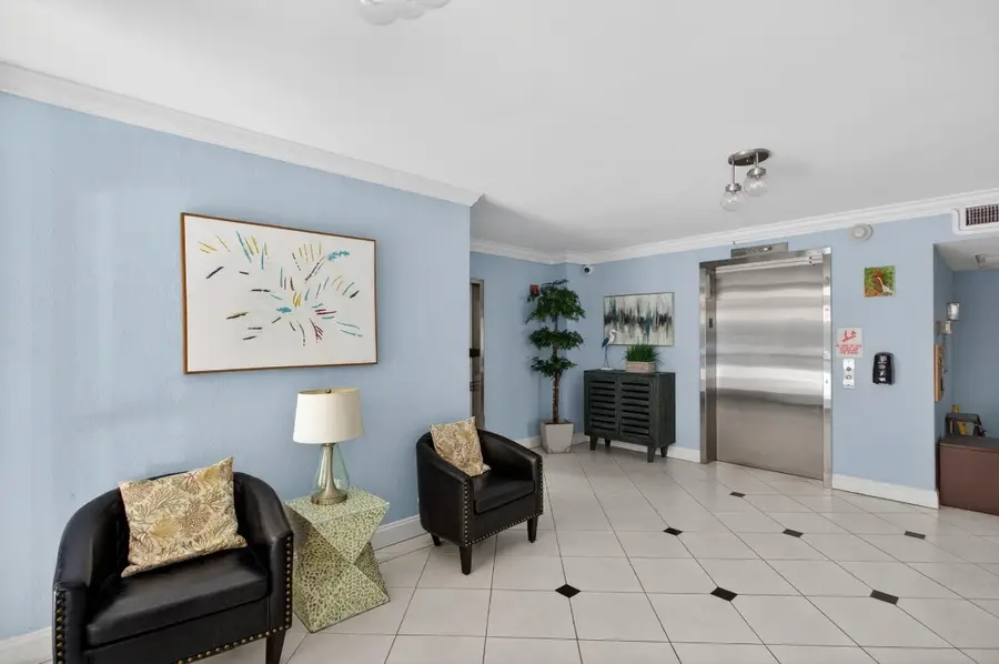 2801 N Palm Aire Drive #203, Pompano Beach, FL 33069 - #3