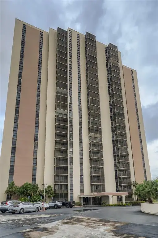 20301 W Country Club Drive #1127, Aventura, FL 33180 - #2