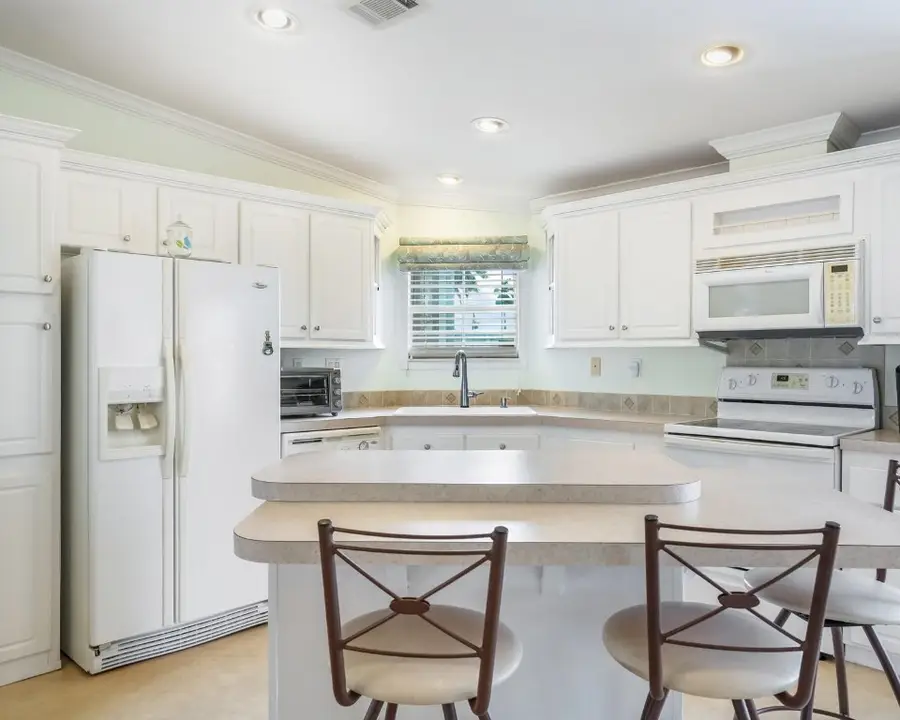 8531 SW 20th Court, Davie, FL 33324 - #2