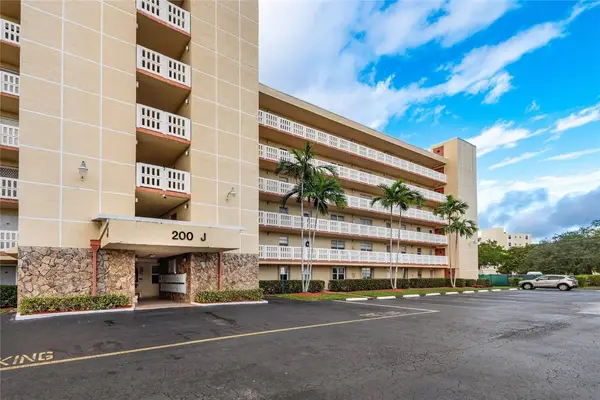 200 SE 5th Avenue #505, Dania Beach, FL 33004