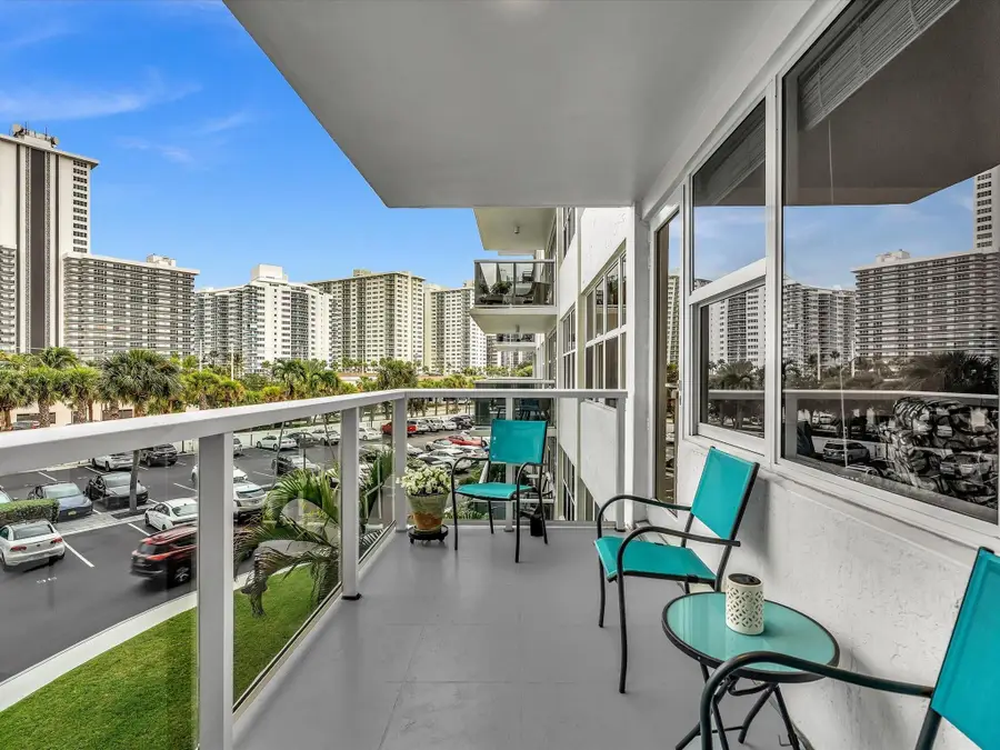 3300 NE 36th Street #312a, Fort Lauderdale, FL 33308 - #2