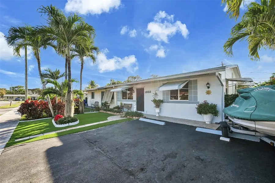 1933 SW 67th Avenue, North Lauderdale, FL 33068 - #2