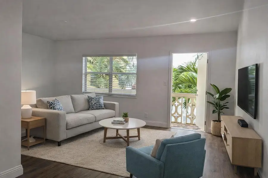 815 Middle River Drive #215, Fort Lauderdale, FL 33304 - #2