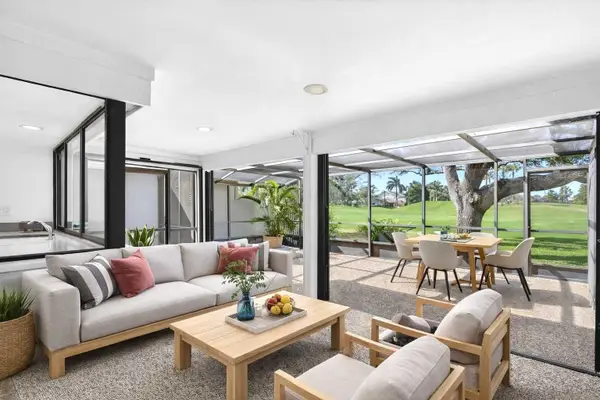 661 Deer Creek Hollows Circle, Deerfield Beach, FL 33442