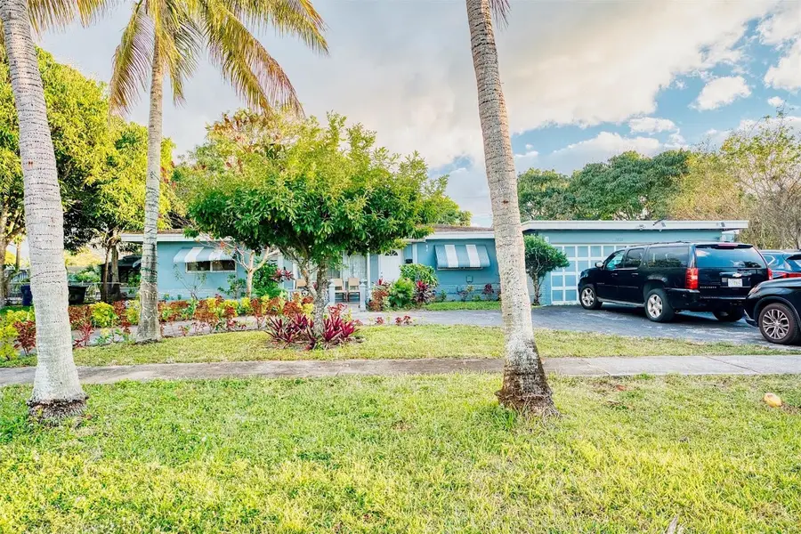 3820 SW 10th Court, Fort Lauderdale, FL 33312 - #2