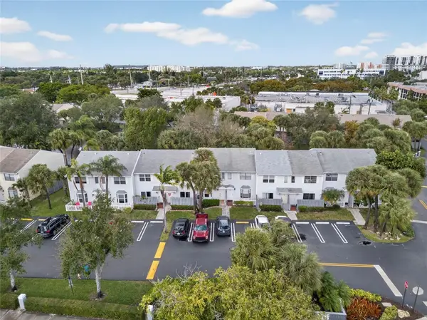 127 SW 3rd Street #127, Pompano Beach, FL 33060