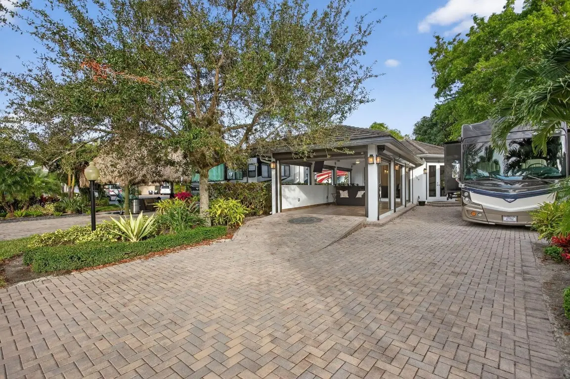 119 S Cortez Drive #119, Margate, FL 33068 - #1