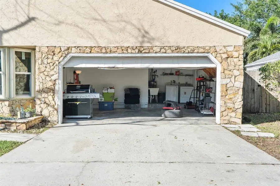 1001 SW 133rd Terrace, Davie, FL 33325 - #2