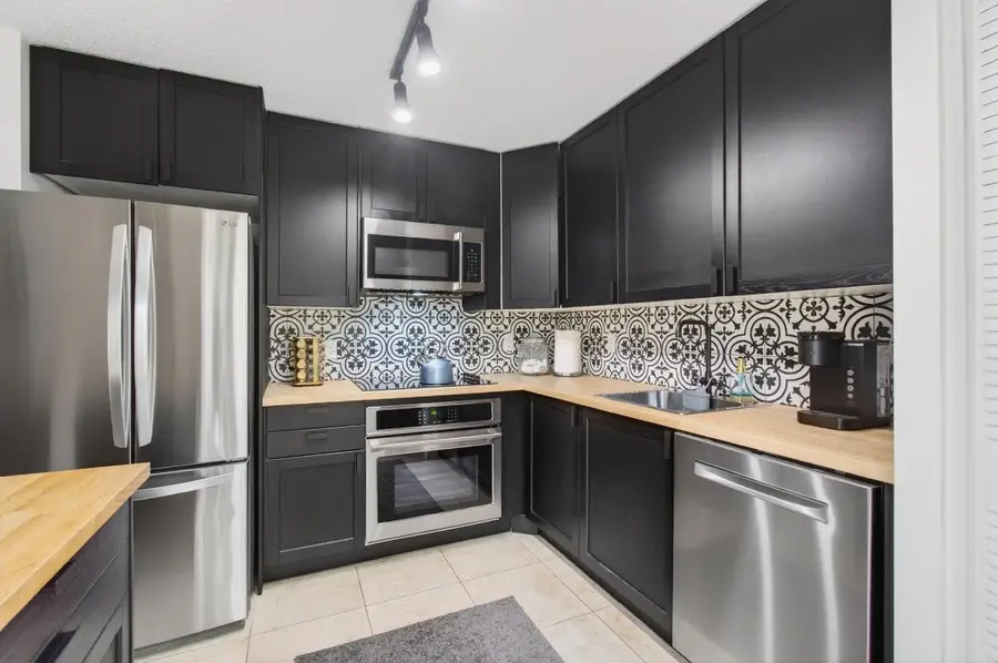 6621 Via Regina #6621, Boca Raton, FL 33433 - #3