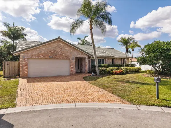 5302 NW 64th Way, Coral Springs, FL 33067