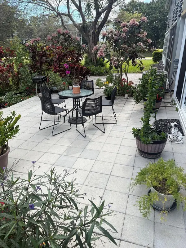 211 N Oakridge #211, Deerfield Beach, FL 33442