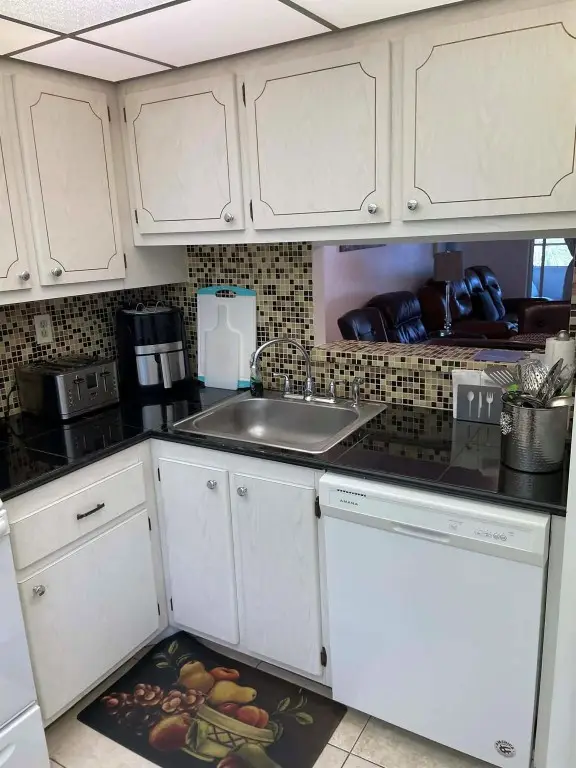 4899 NW 26th Court #453, Lauderdale Lakes, FL 33313 - #2