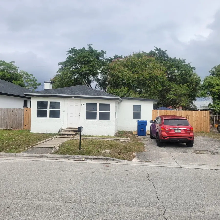 1116 W 32nd Street, Riviera Beach, FL 33404 - #2