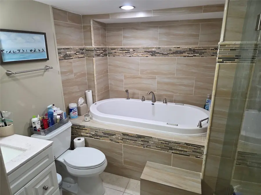 1811 Sabal Palm Drive #106, Davie, FL 33324 - #2