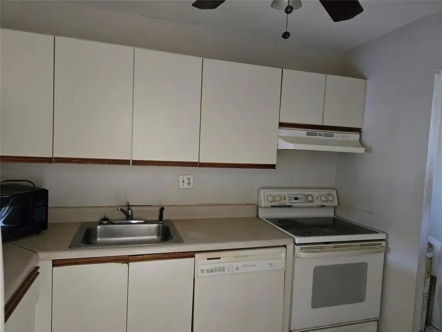 7925 Colony Circle #205, Fort Lauderdale, FL 33321 - #3