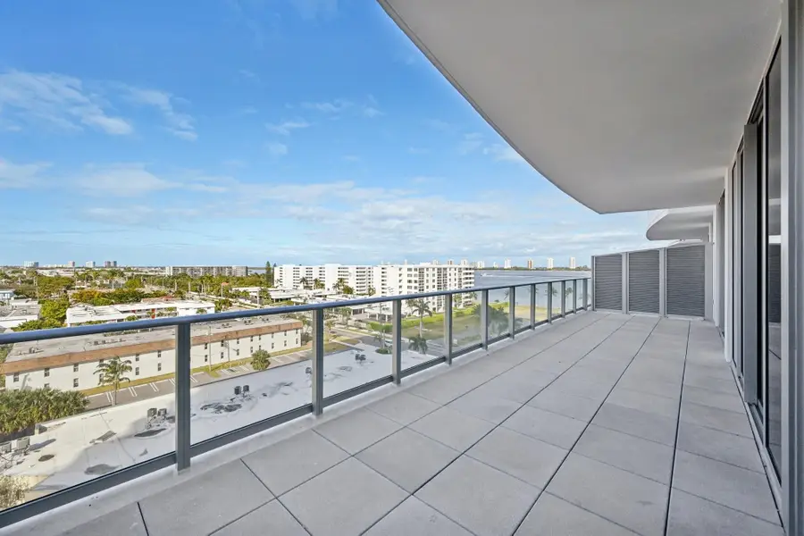 220 Lake Shore Drive #709, West Palm Beach, FL 33403 - #2