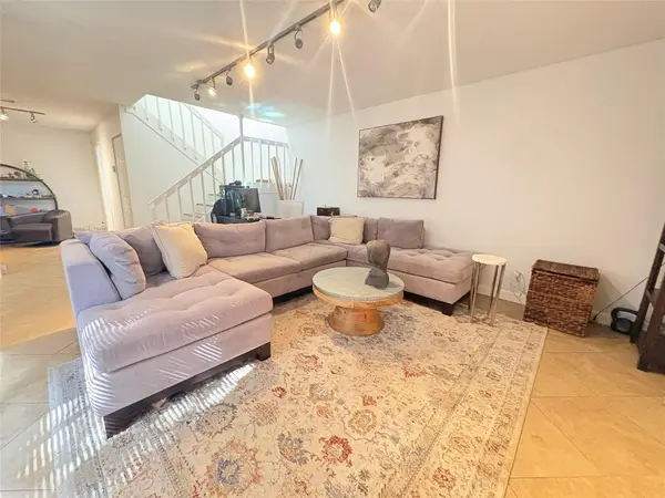 294 Arabian Road #294, Palm Springs, FL 33461