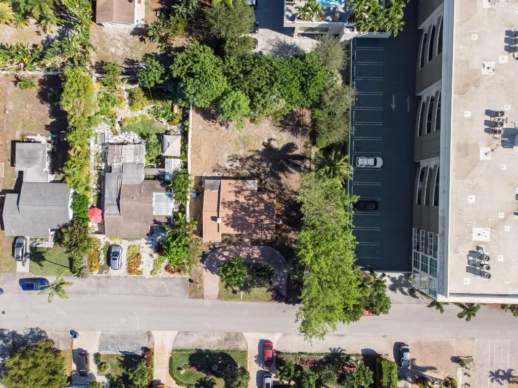 2420 NE 7th Avenue, Wilton Manors, FL 33305 - #1