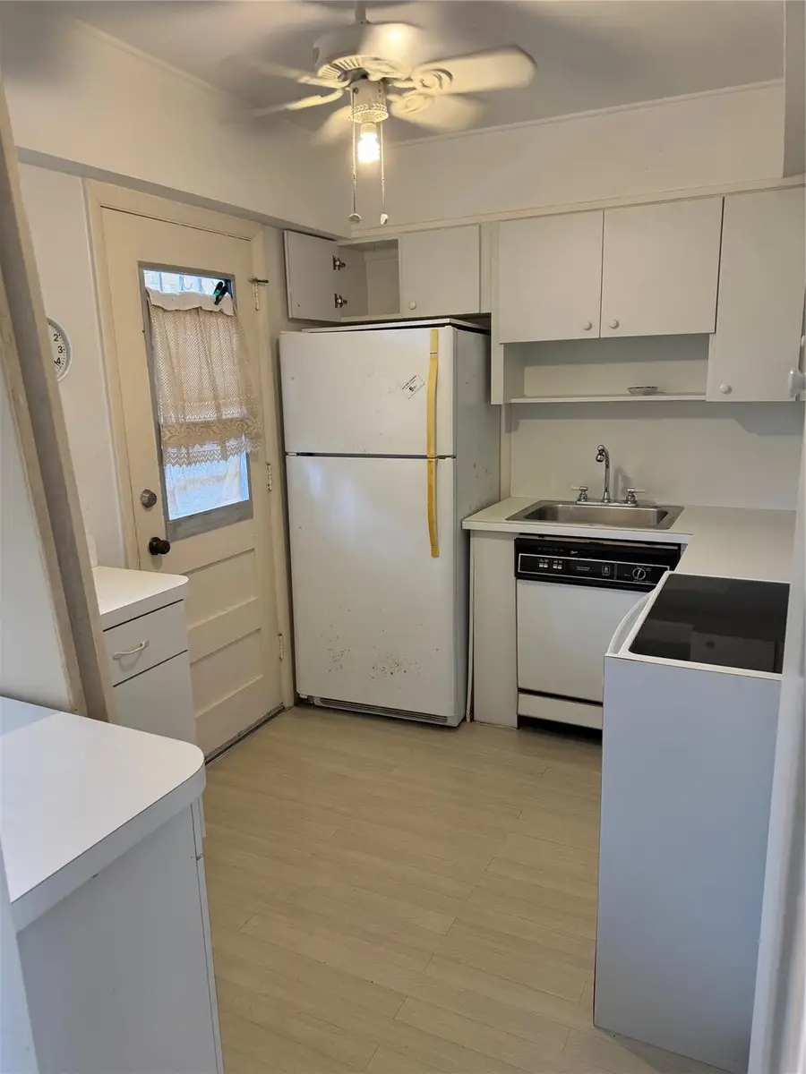 2910 Point Drive #M214, Aventura, FL 33160 - #3