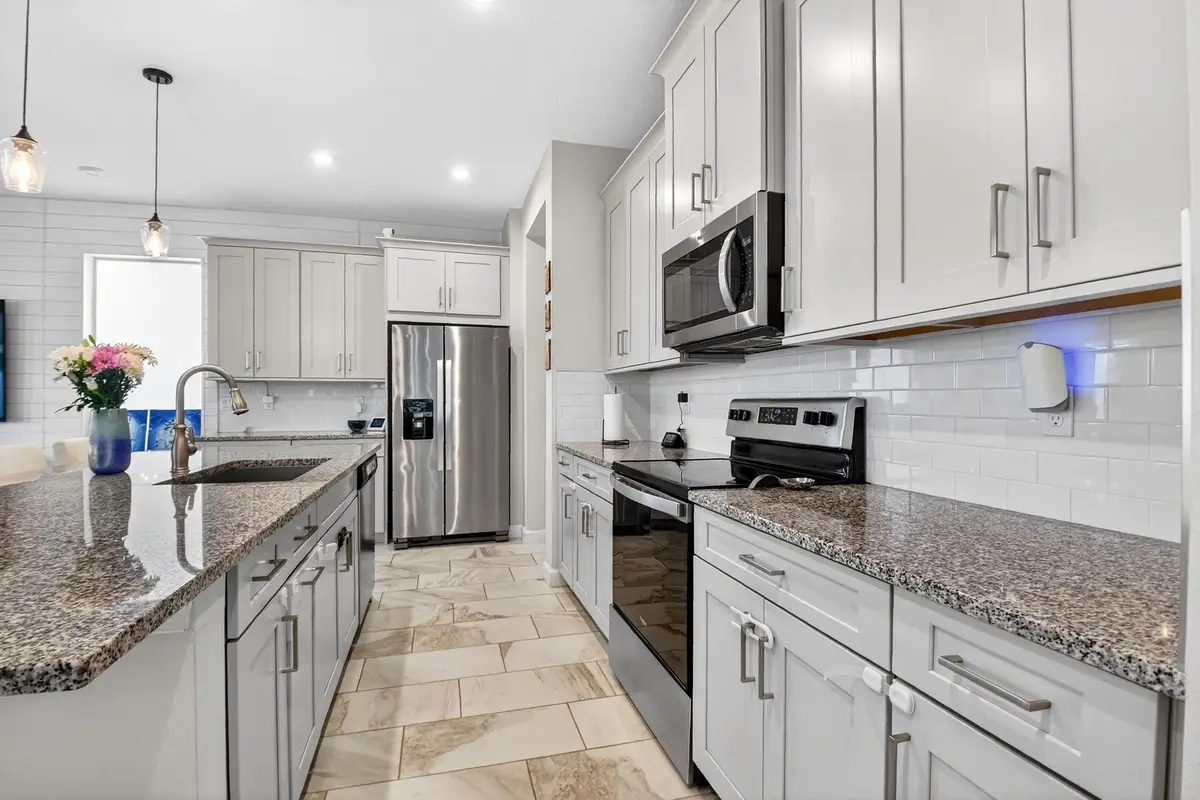 6613 Pointe Of Woods Drive, West Palm Beach, FL 33413 - #1