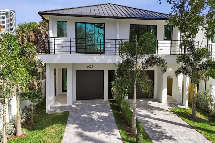 602 SW 7th Avenue, Fort Lauderdale, FL 33315 - #2