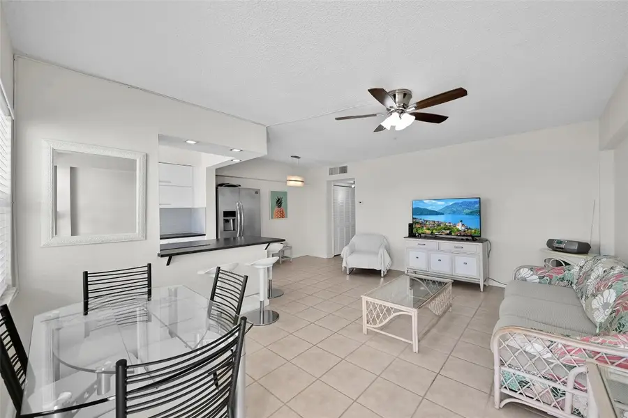 901 S Surf Road #203, Hollywood, FL 33019 - #3