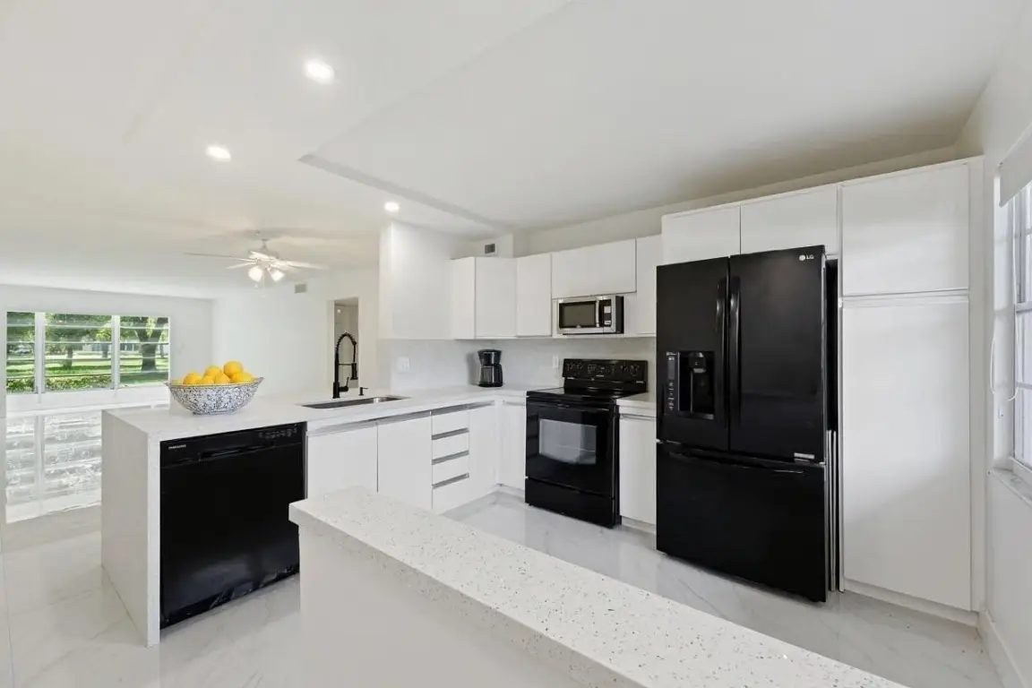 2202 Lucaya Bend #M1, Coconut Creek, FL 33066 - #1