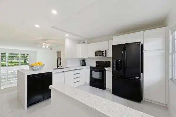 2202 Lucaya Bend #M1, Coconut Creek, FL 33066