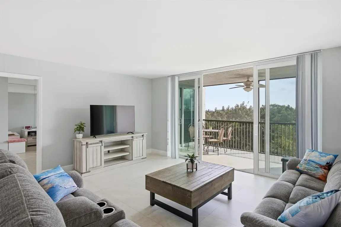 3910 Inverrary Boulevard #708-B, Lauderhill, FL 33319 - #1