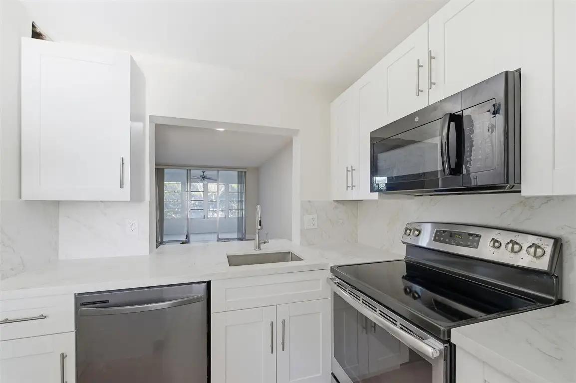 9430 Poinciana Place #409, Davie, FL 33324 - #1