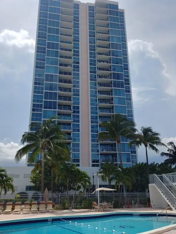 2655 Collins Avenue #602, Miami Beach, FL 33140