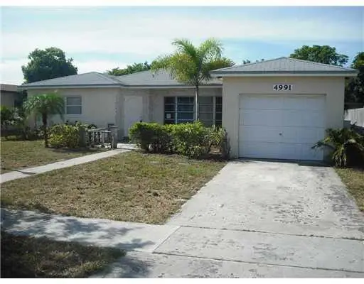 4991 SW 7th Street, Margate, FL 33068