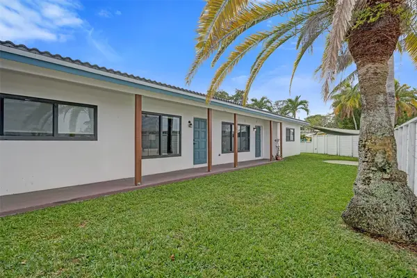 2500 NE 16th Avenue, Wilton Manors, FL 33305