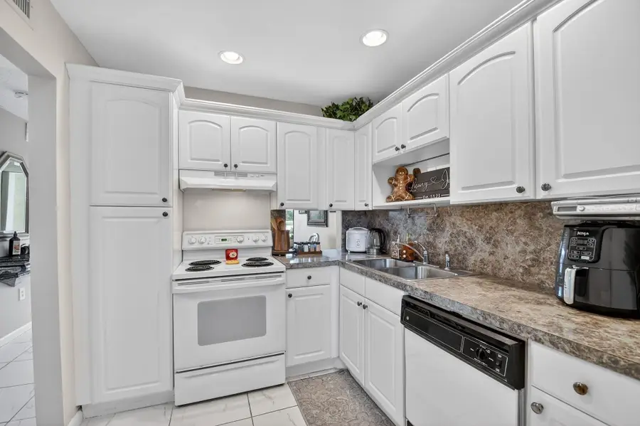 4272 Deste Court #106, Lake Worth, FL 33467 - #3