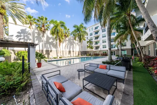 2401 NE 65th Street #310, Fort Lauderdale, FL 33308