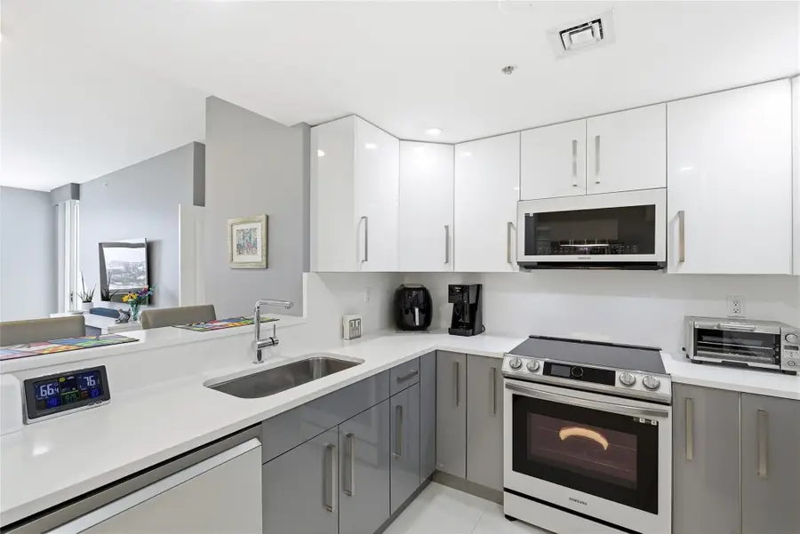 511 SE 5th Avenue #1811, Fort Lauderdale, FL 33301 - #2