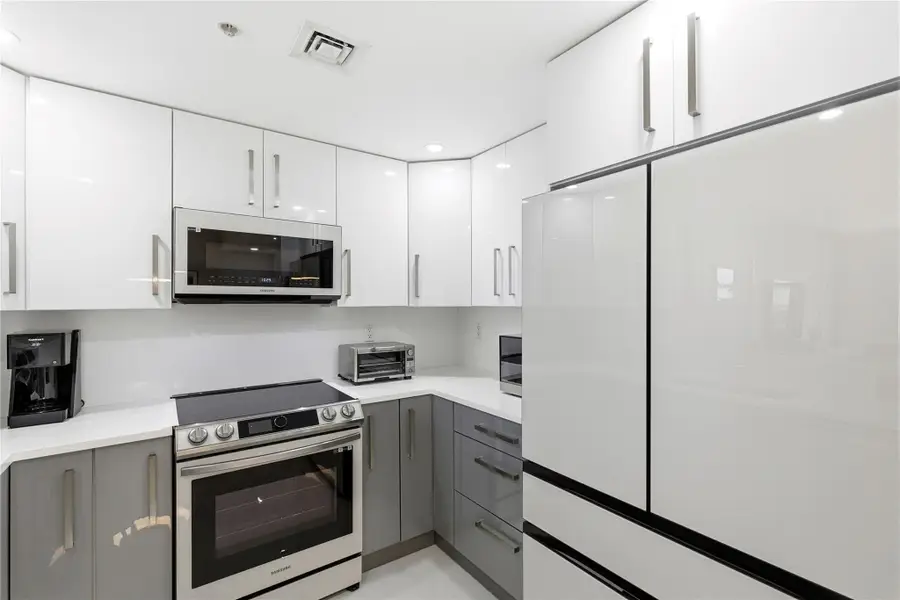 511 SE 5th Avenue #1811, Fort Lauderdale, FL 33301 - #3