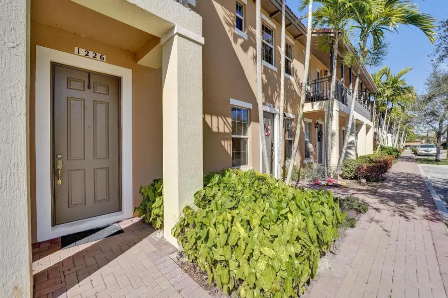 1226 SW 147th Terrace #1226, Pembroke Pines, FL 33027 - #3