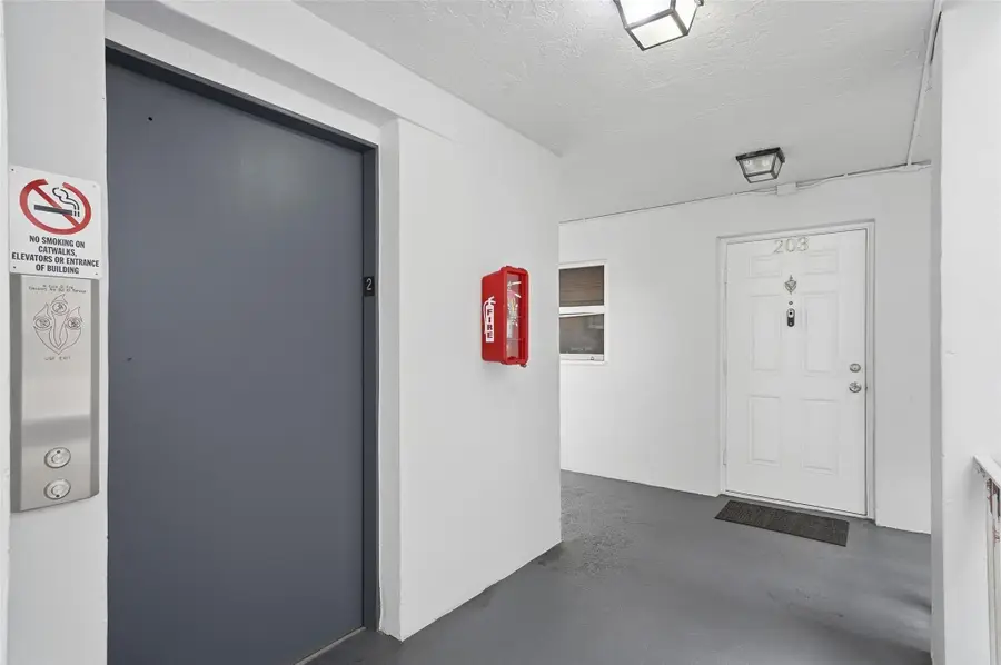 9451 Evergreen Place #203, Davie, FL 33324 - #2