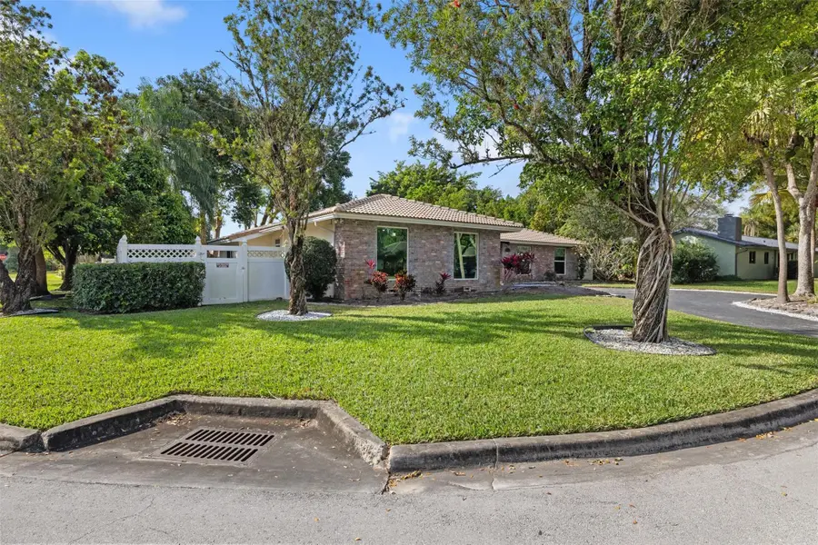 9902 NW 20th Street, Coral Springs, FL 33071 - #2
