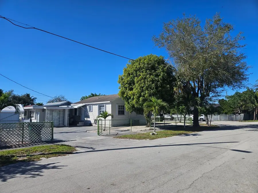 3500 NW 12th Street, Miami, FL 33125 - #2