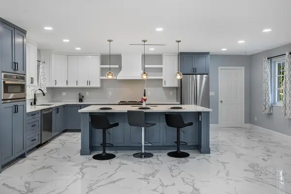 17020 SW 83rd Court, Palmetto Bay, FL 33157