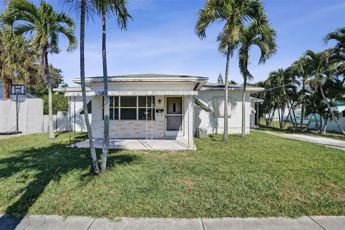 632 SW 8th Street, Hallandale Beach, FL 33009 - #1