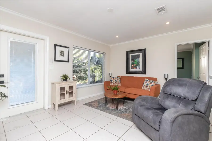 704 NE 14th Place, Fort Lauderdale, FL 33304 - #2