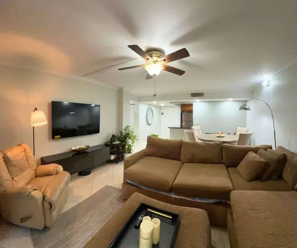 5160 Las Verdes Circle #103, Delray Beach, FL 33484